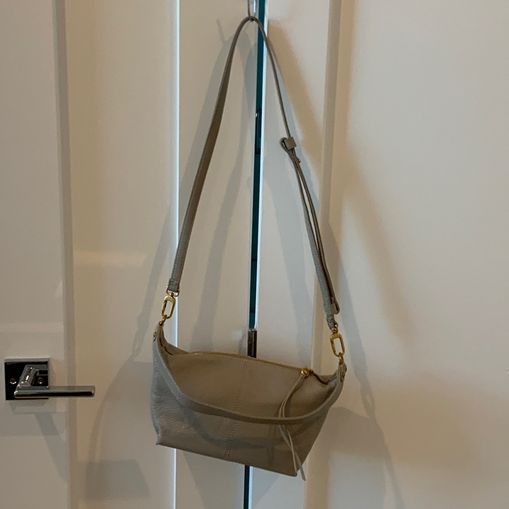 Hobo  Women's leather Shoulder Bag.